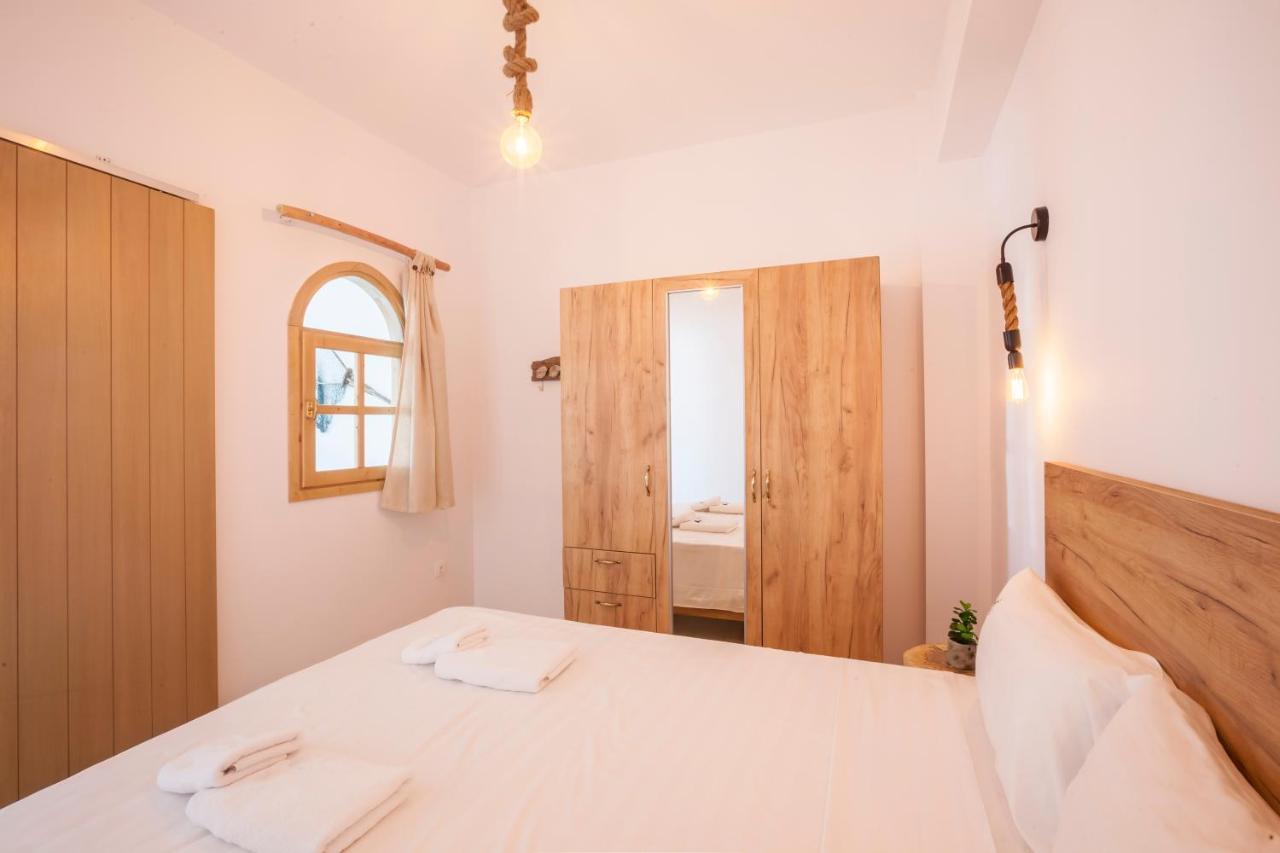 Nautilus Sea View Suite 4 Pefkochori Exterior photo